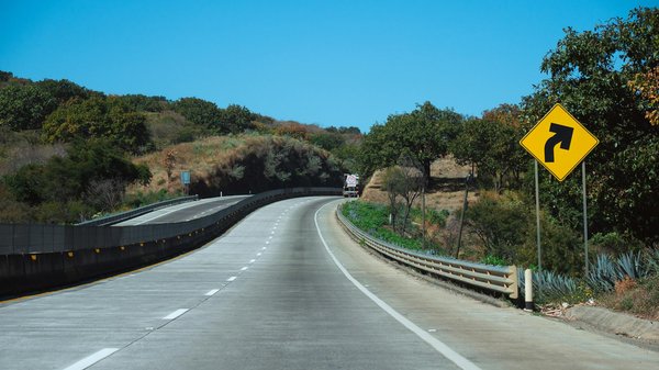 Comment les véhicules connectés transforment-ils notre manière de conduire ?
